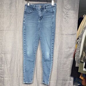 American Eagle Outfitters Light Blue Skinny Jeans